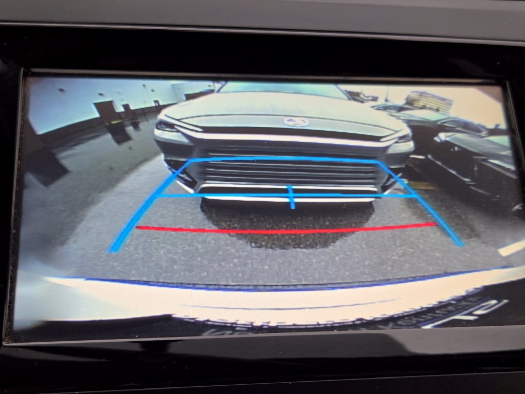 Used 2015 Toyota Highlander Plus FWD image 8
