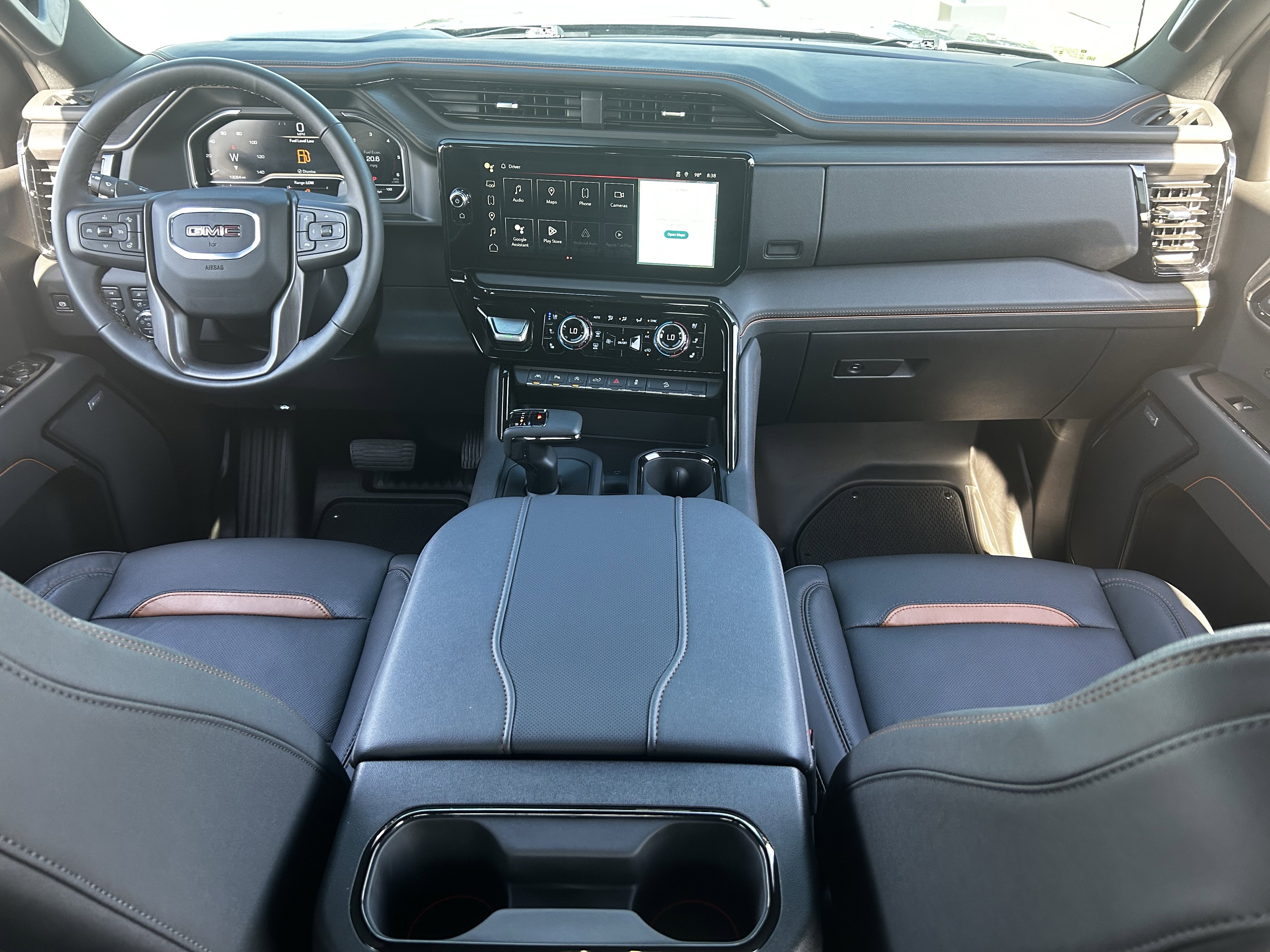 Used 2025 GMC Sierra 1500 AT4 w/ AT4 Premium Package image 14