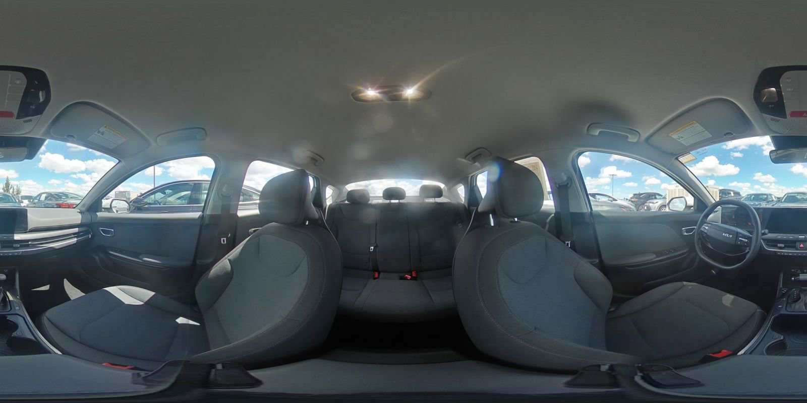 Used 2025 Kia K4 LXS FWD image 41