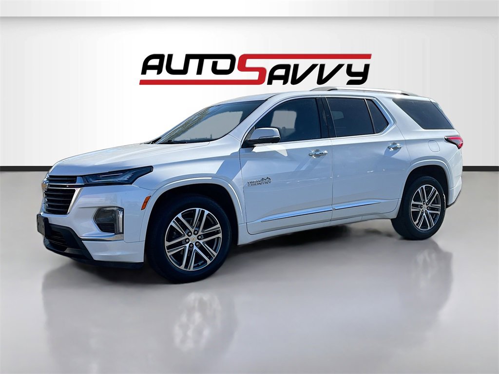 Used 2023 Chevrolet Traverse High Country image 3