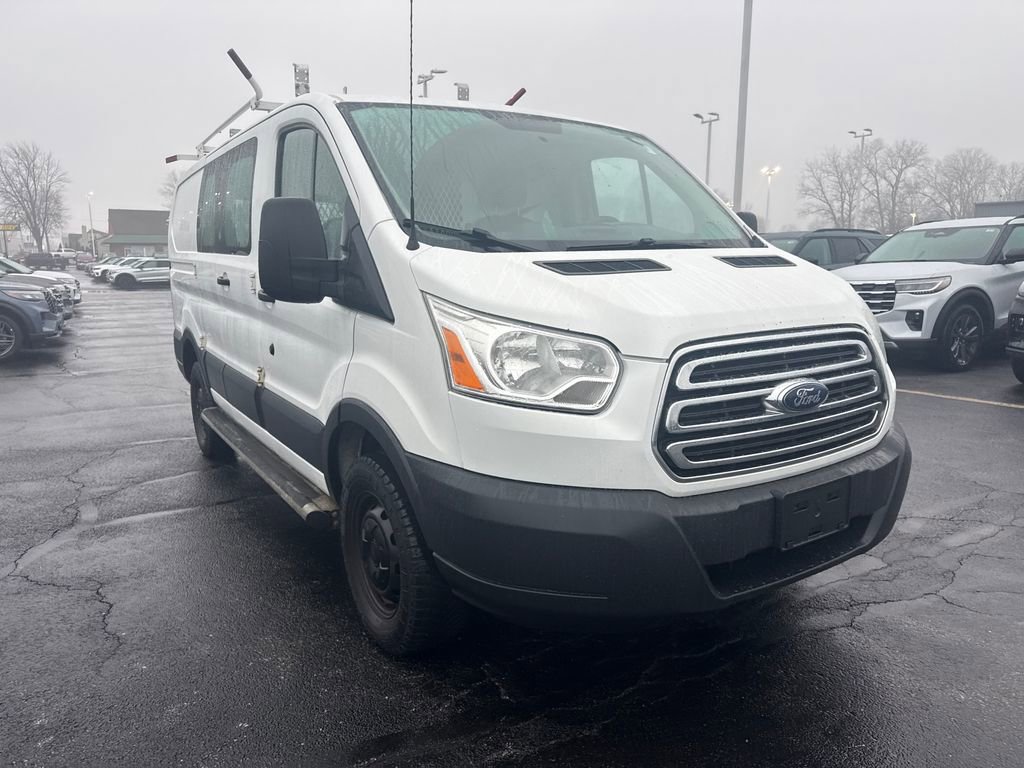 Used 2015 Ford Transit 250 130 Low Roof w/ Exterior Upgrade Package image 4
