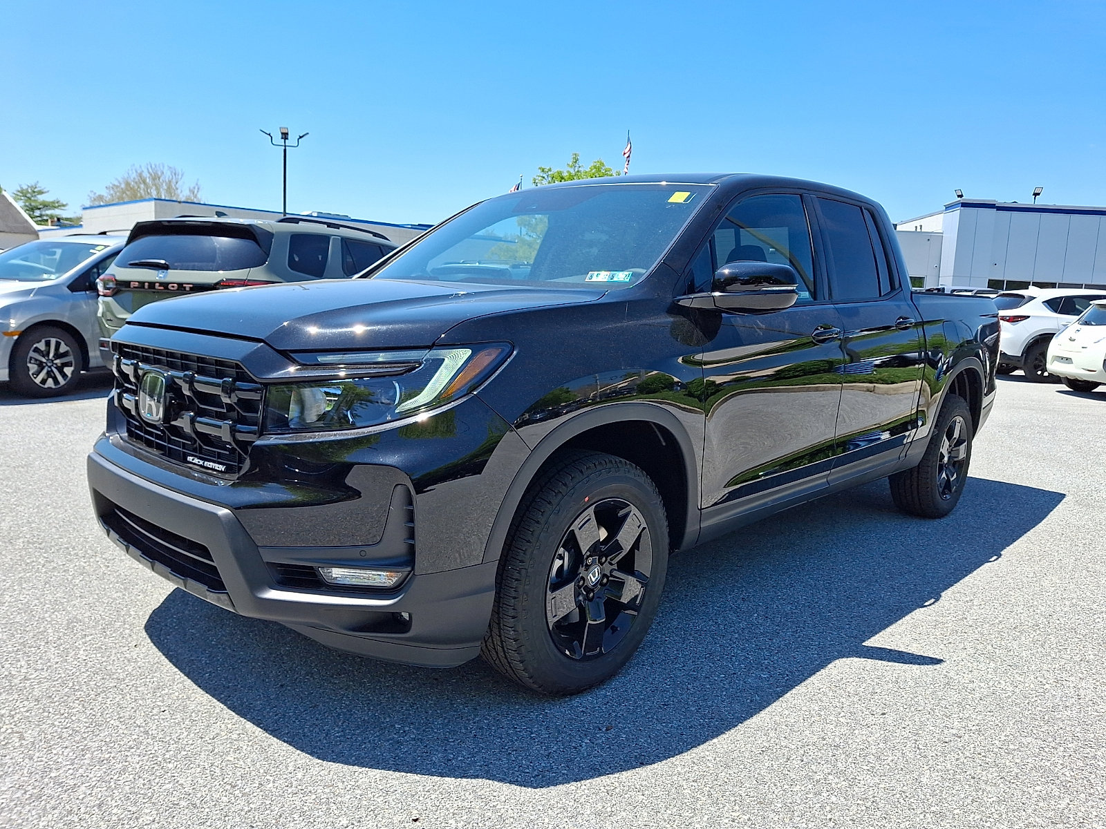 New 2026 Honda Ridgeline Black Edition image 2