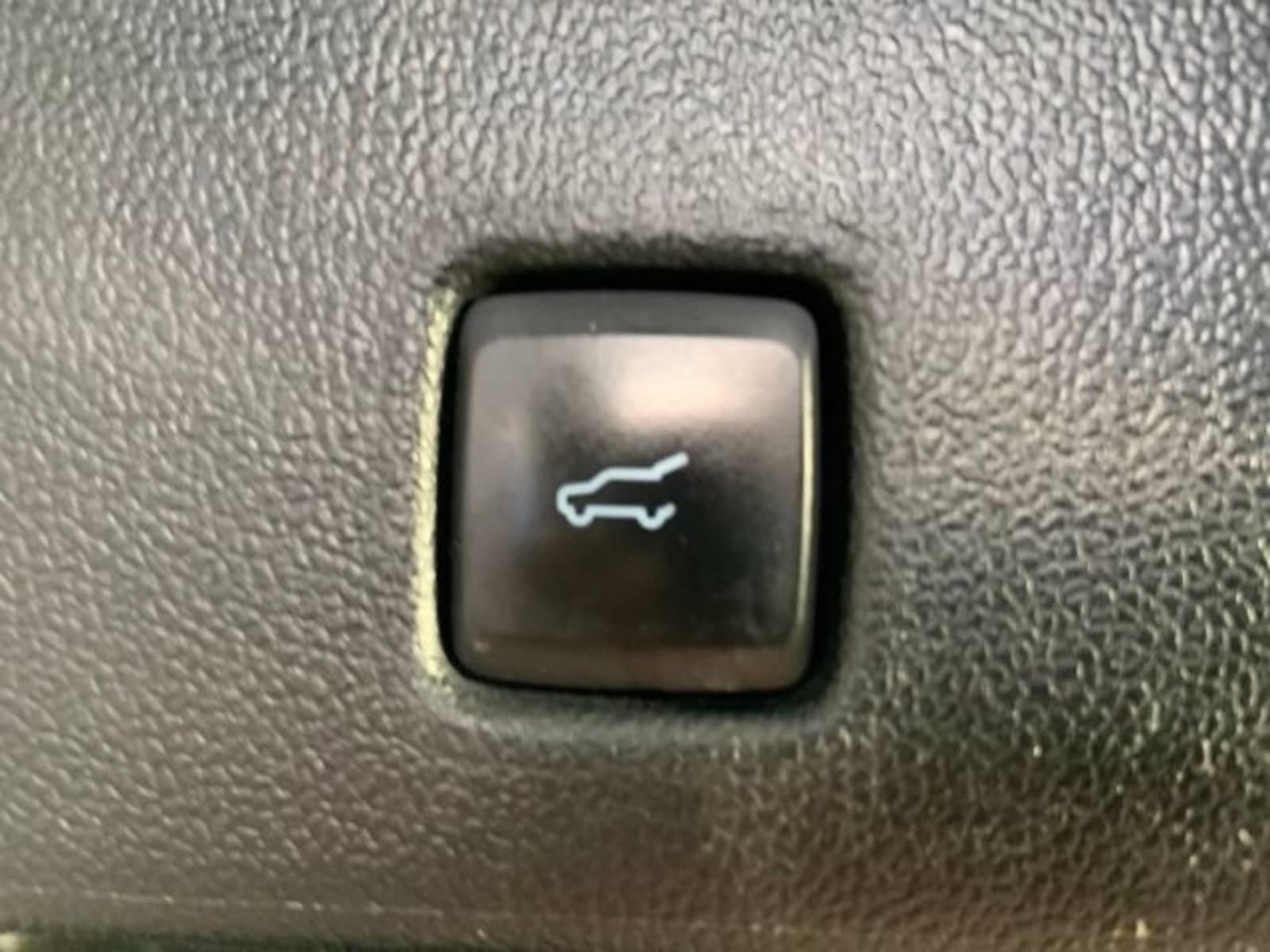 Used 2022 Ford Escape Titanium AWD/4WD image 11