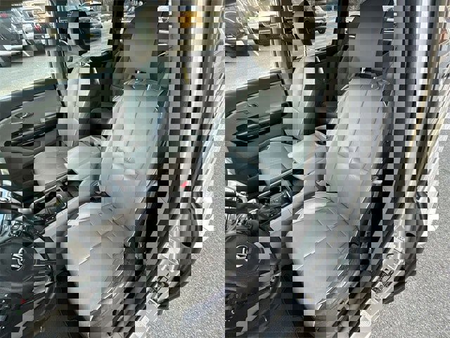 Used 2017 Kia Sedona LX w/ LX Essentials Premium Package image 15