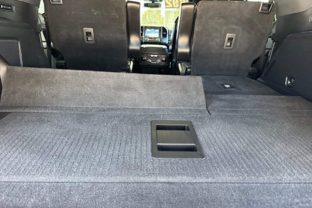 Used 2019 Ford Expedition Limited w/ Special Edition Package AWD/4WD image 17