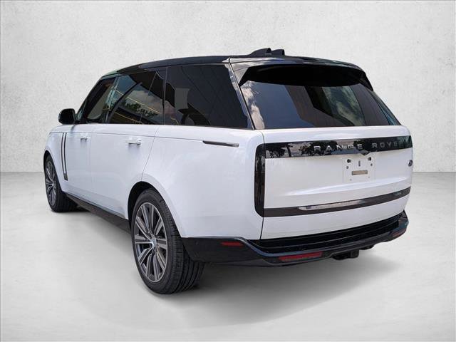 Used 2023 Land Rover Range Rover Long Wheelbase SE image 7