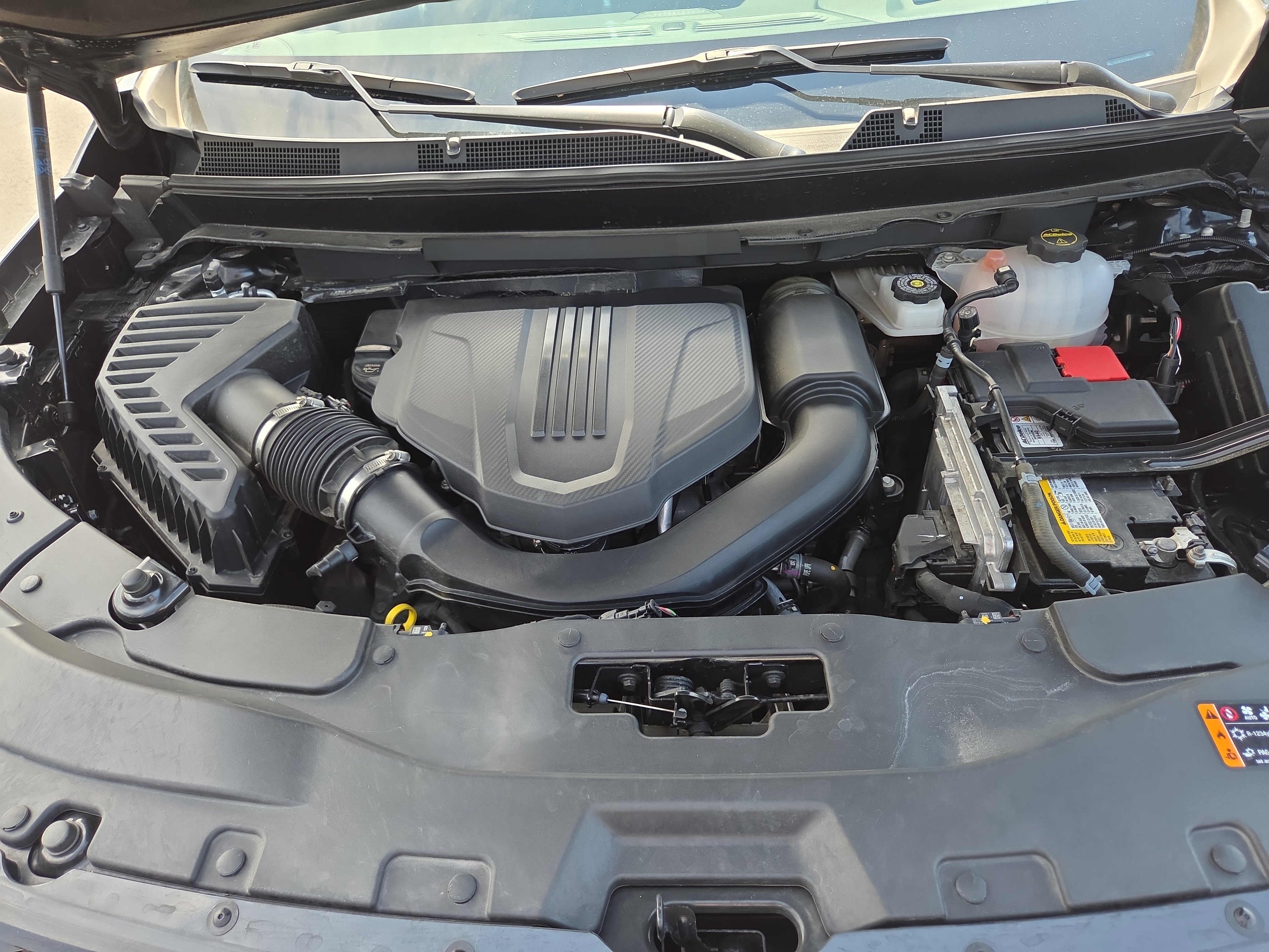 Used 2025 Chevrolet Traverse RS w/ LPO, Floor Liner Package AWD/4WD image 35