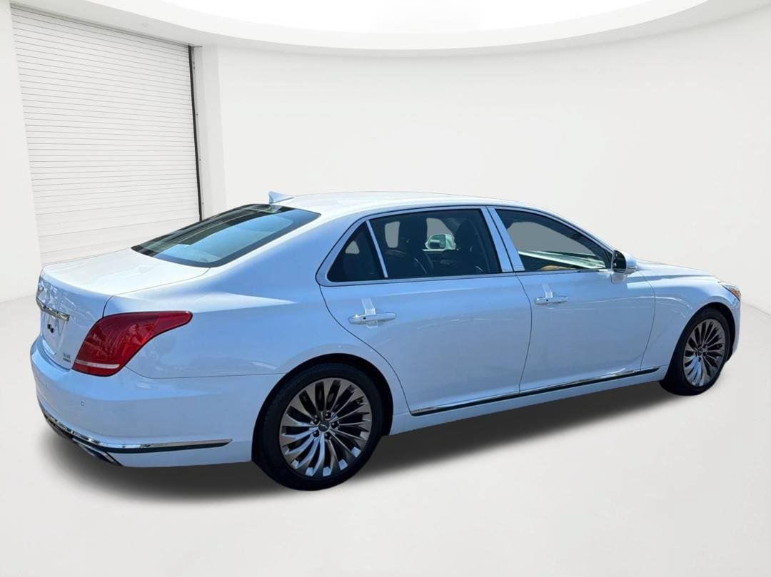 Used 2017 Genesis G90 3.3T Premium AWD/4WD image 5