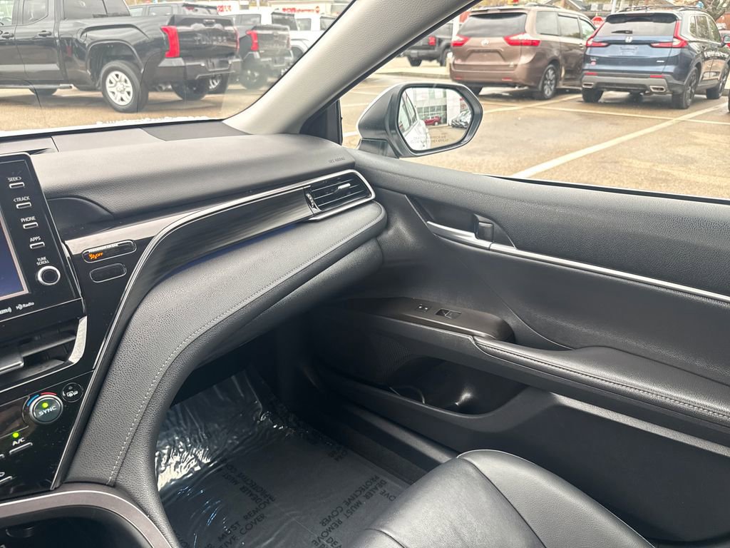 Used 2023 Toyota Camry XLE w/ Cold Weather Package AWD/4WD image 26
