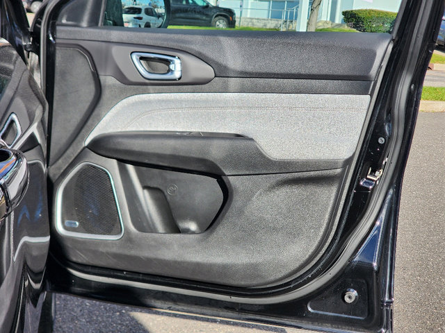 Certified 2022 Jeep Compass Latitude w/ Sun and Sound Group image 25