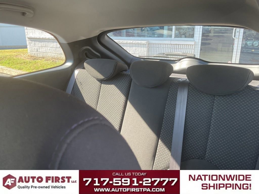 Used 2011 Hyundai Accent GS w/ Premium Pkg 3 FWD image 7