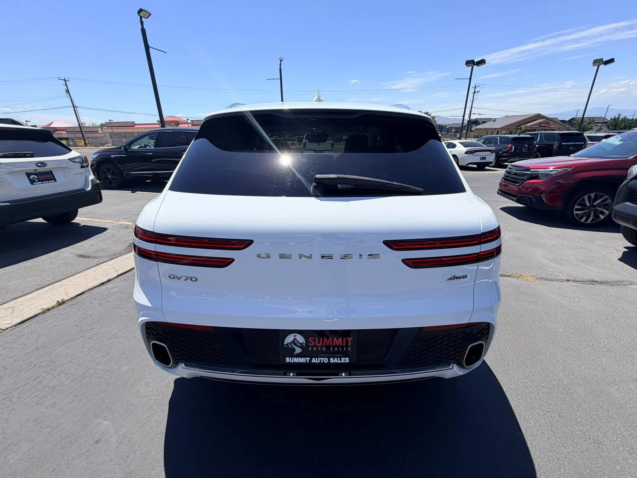 Used 2024 Genesis GV70 2.5T w/ Advanced Package AWD/4WD image 4