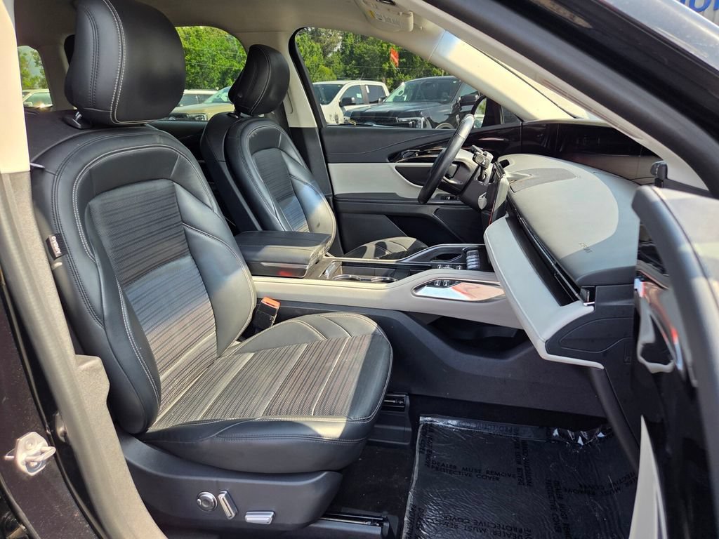 Used 2024 Lincoln Nautilus Reserve AWD/4WD image 20