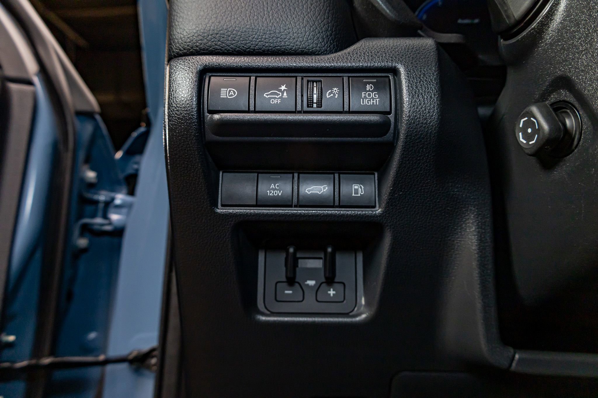 Used 2024 Toyota Land Cruiser image 19