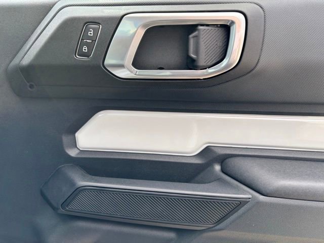 New 2026 Ford Bronco 2-Door AWD/4WD image 17