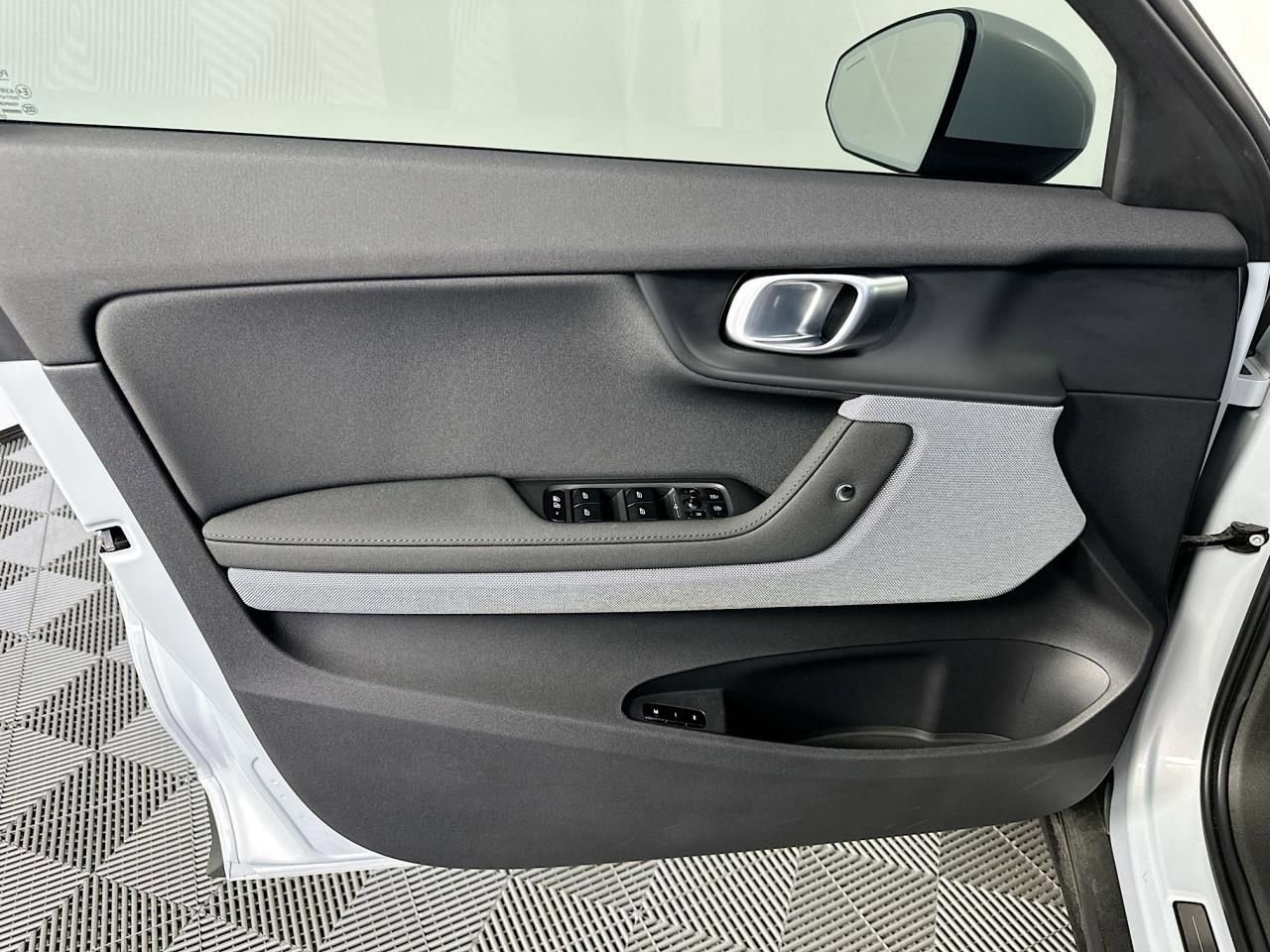 Used 2024 Polestar Polestar 2 image 20