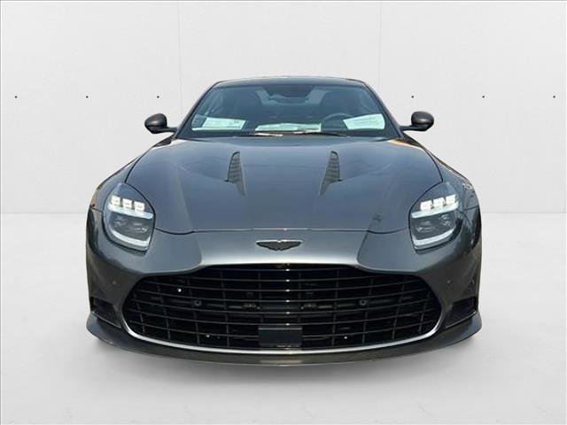 Used 2025 Aston Martin Vanquish image 10