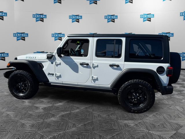 Used 2024 Jeep Wrangler Unlimited image 3