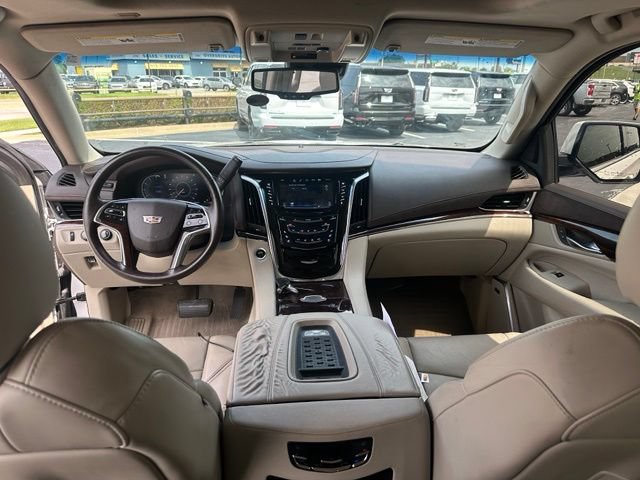 Used 2016 Cadillac Escalade Premium AWD/4WD image 15