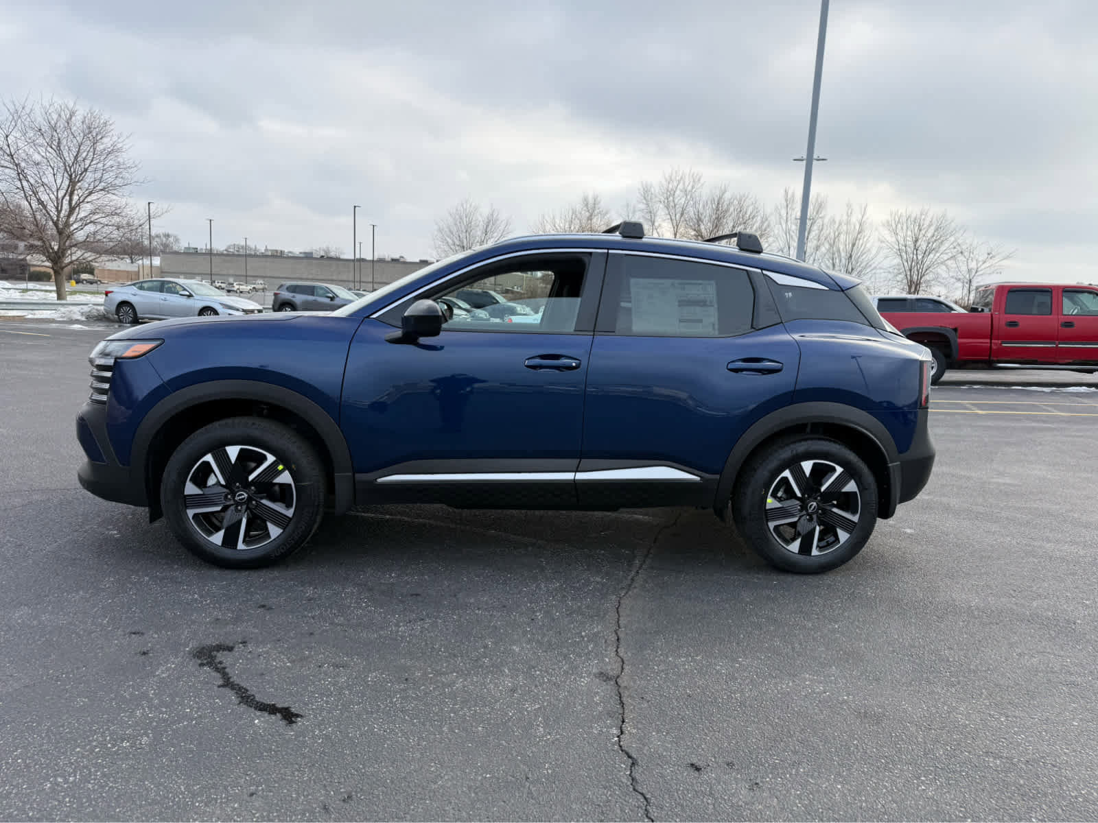 Used 2026 Nissan Kicks SV w/ Cold Weather Package image 4