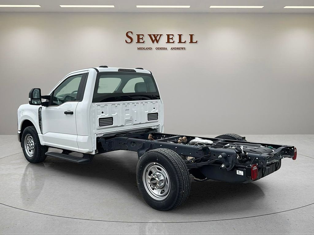 New 2024 Ford F350 XL w/ XL Chrome Package image 3