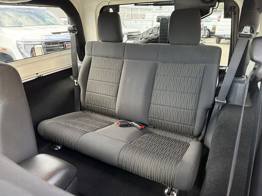 Used 2011 Jeep Wrangler Rubicon w/ PWR Convenience Group AWD/4WD image 21