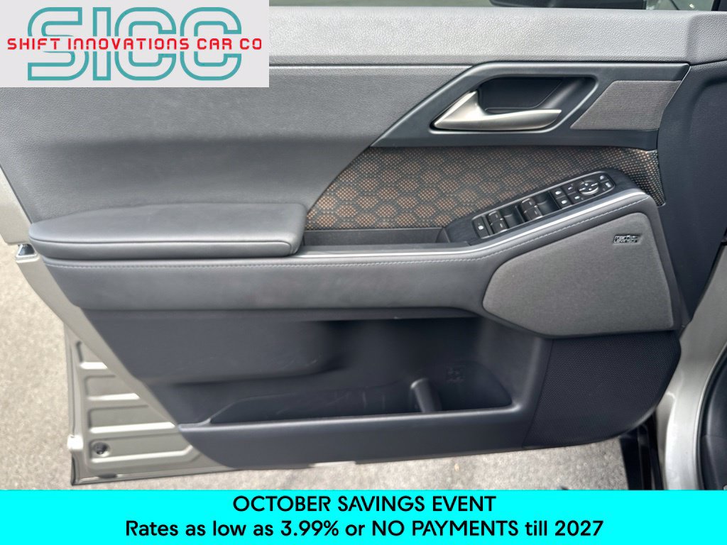 Used 2024 Lexus GX 550 w/ Accessory Package (31) AWD/4WD image 23