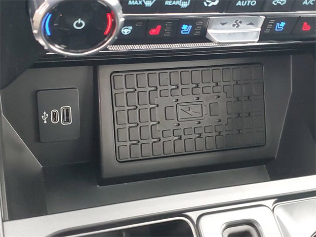 Used 2025 Ford F150 Raptor image 34