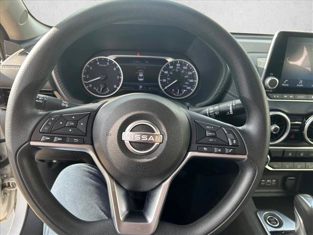 Used 2024 Nissan Sentra SV FWD image 22
