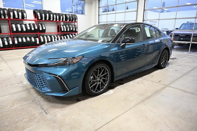 Certified 2025 Toyota Camry XSE image 8