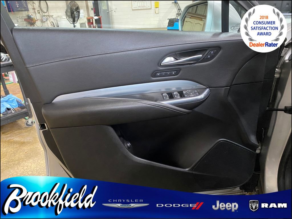 Used 2020 Cadillac XT4 Premium Luxury image 17