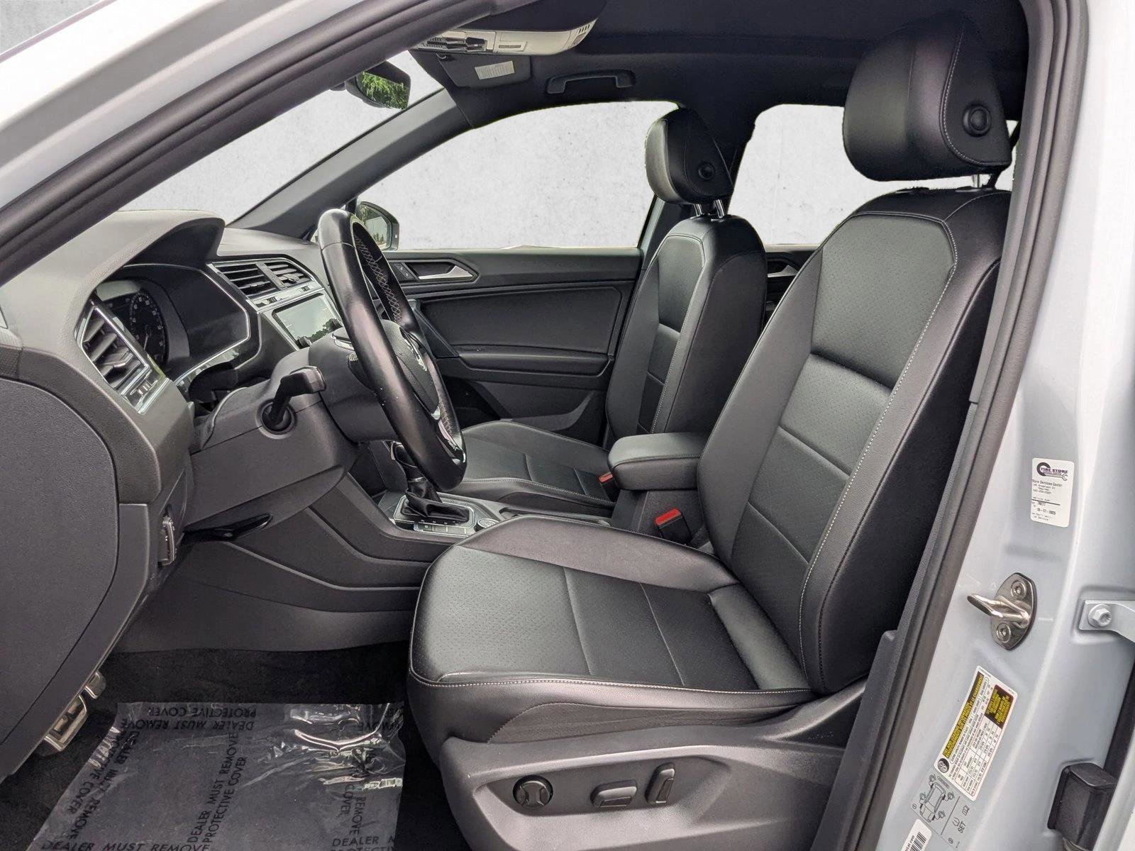 Used 2019 Volkswagen Tiguan SEL R-Line AWD/4WD image 15