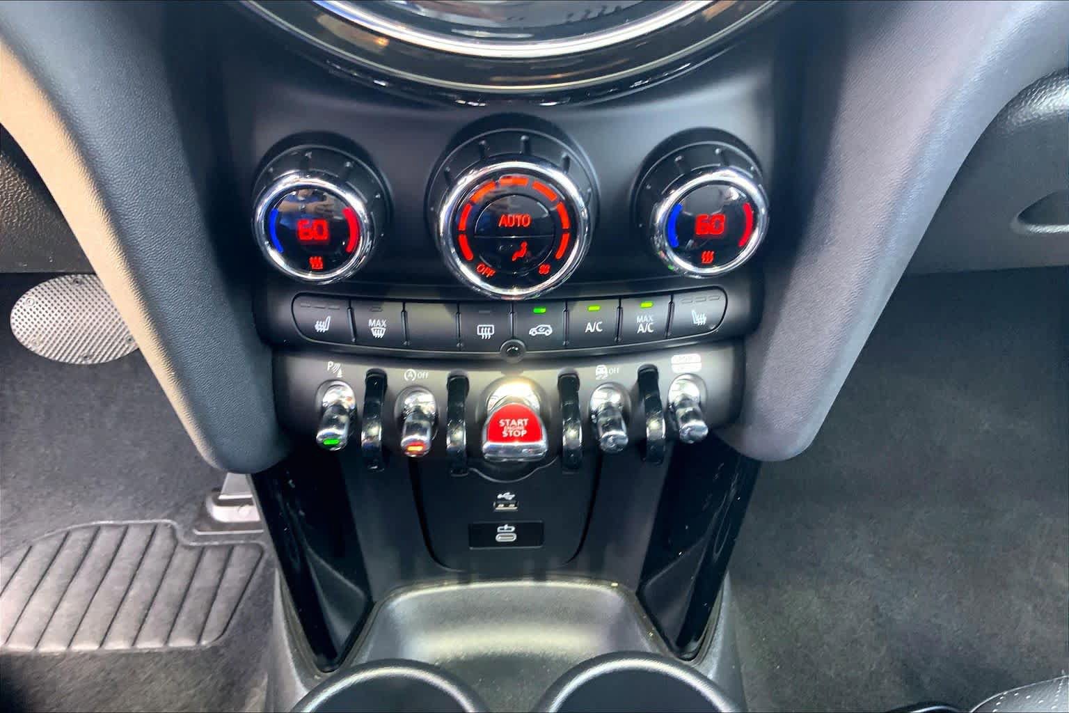 Used 2024 MINI Cooper S FWD image 33