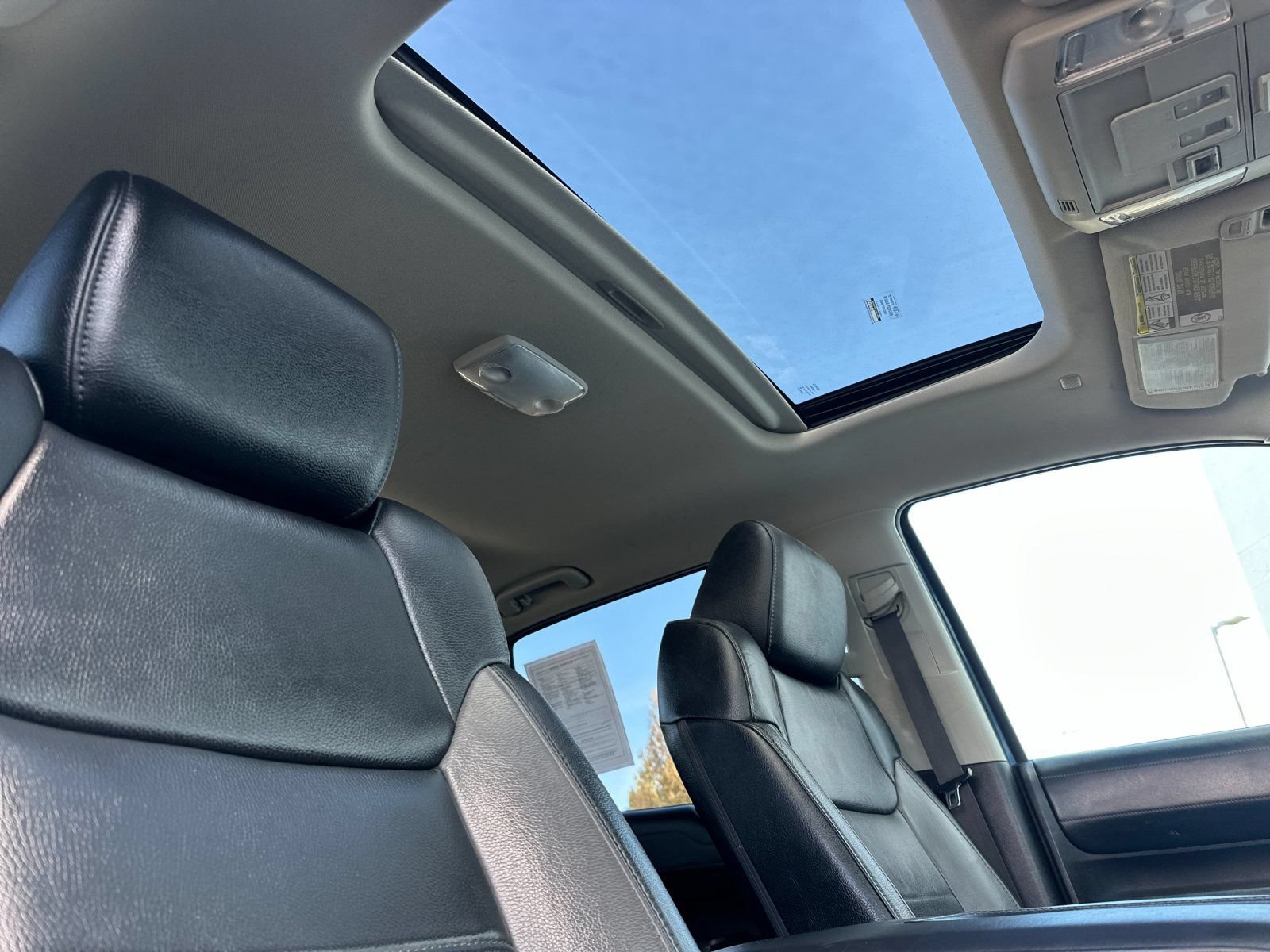 Used 2020 Toyota Tundra Limited w/ Limited Premium Package AWD/4WD image 18