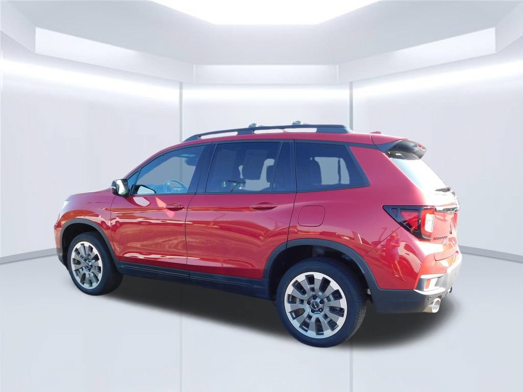 Used 2025 Honda Passport Black Edition image 5