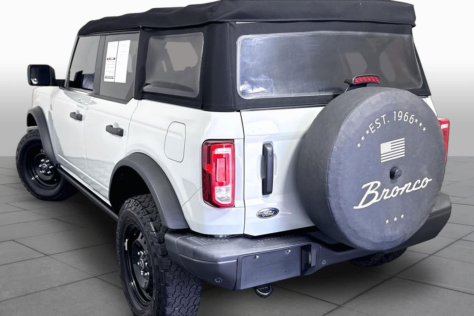 Used 2022 Ford Bronco Black Diamond AWD/4WD image 11