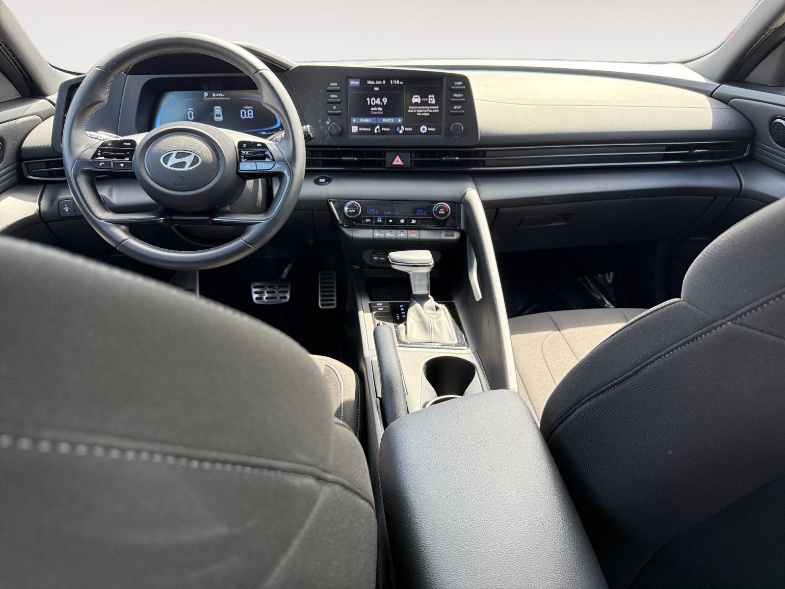 Certified 2025 Hyundai Elantra Sport FWD image 15