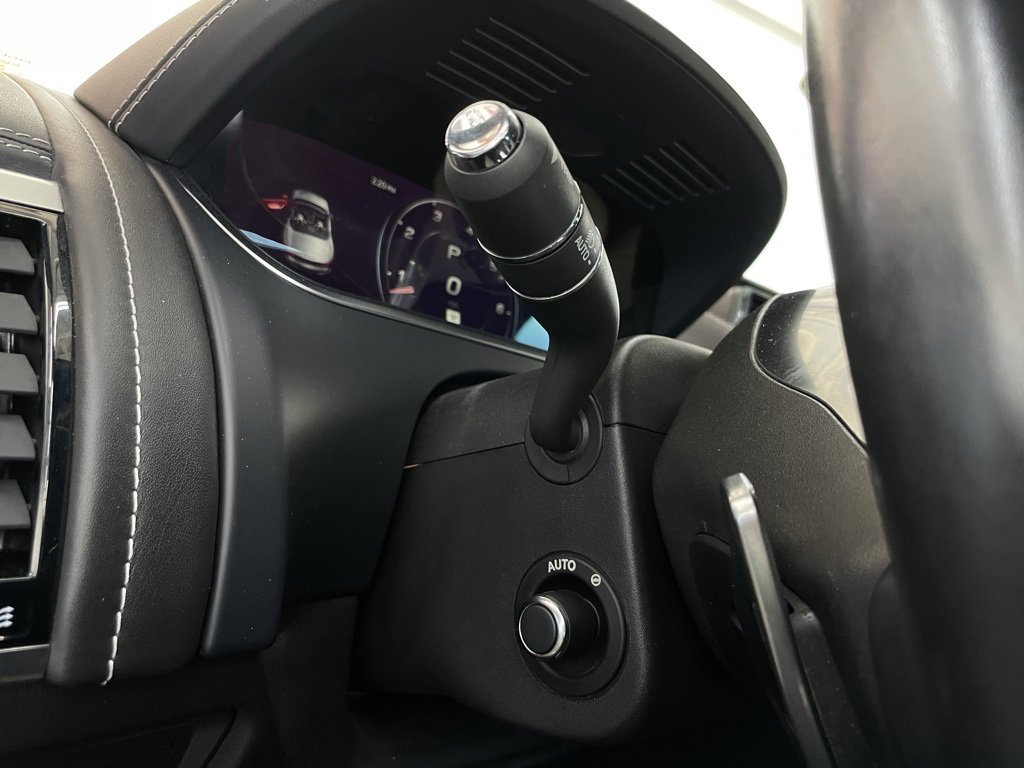 Used 2021 Jaguar F-TYPE P300 image 33