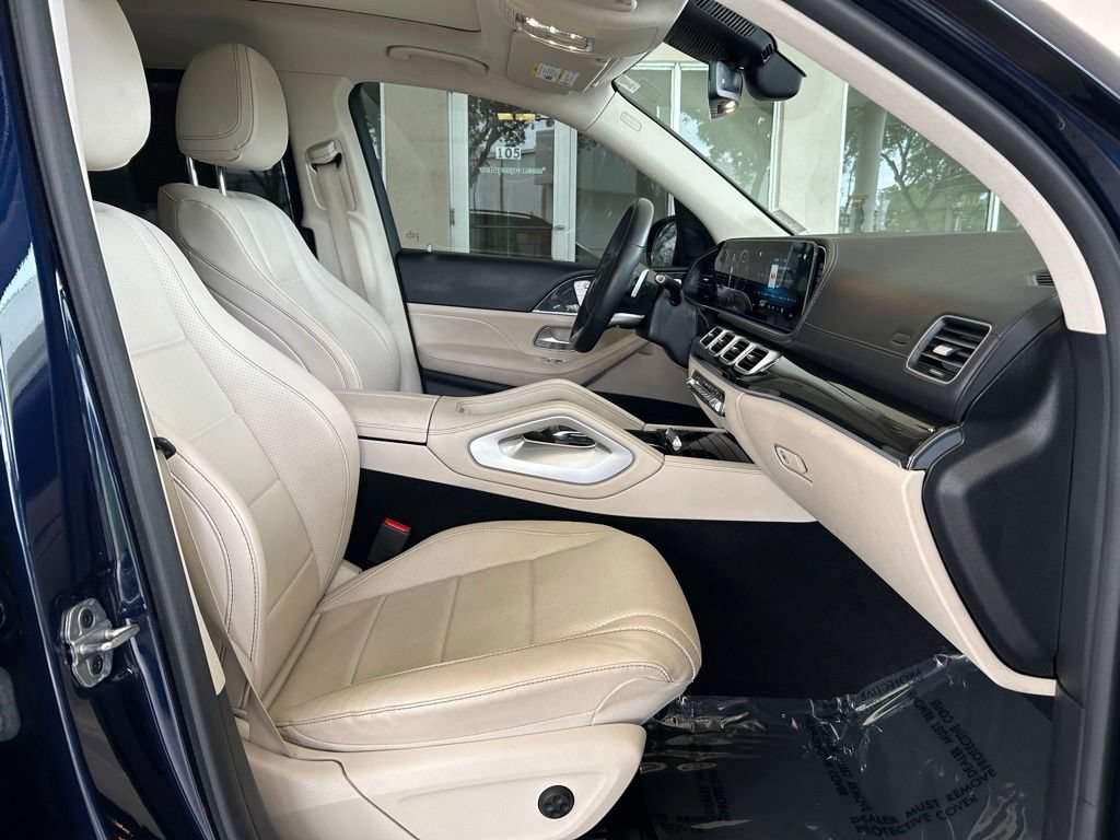 Used 2022 Mercedes-Benz GLS 450 4MATIC image 23