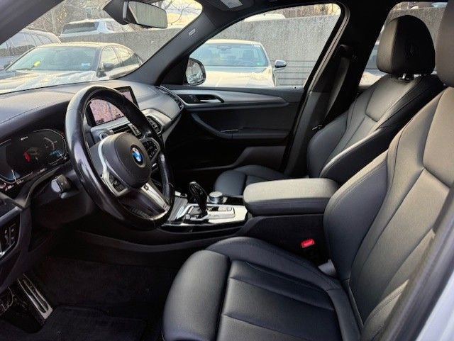 Used 2021 BMW X3 xDrive30e w/ M Sport Package image 3