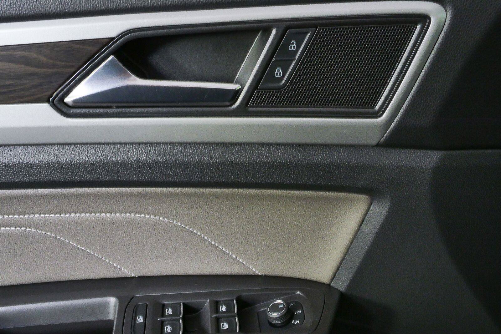 Certified 2023 Volkswagen Atlas SE FWD image 10