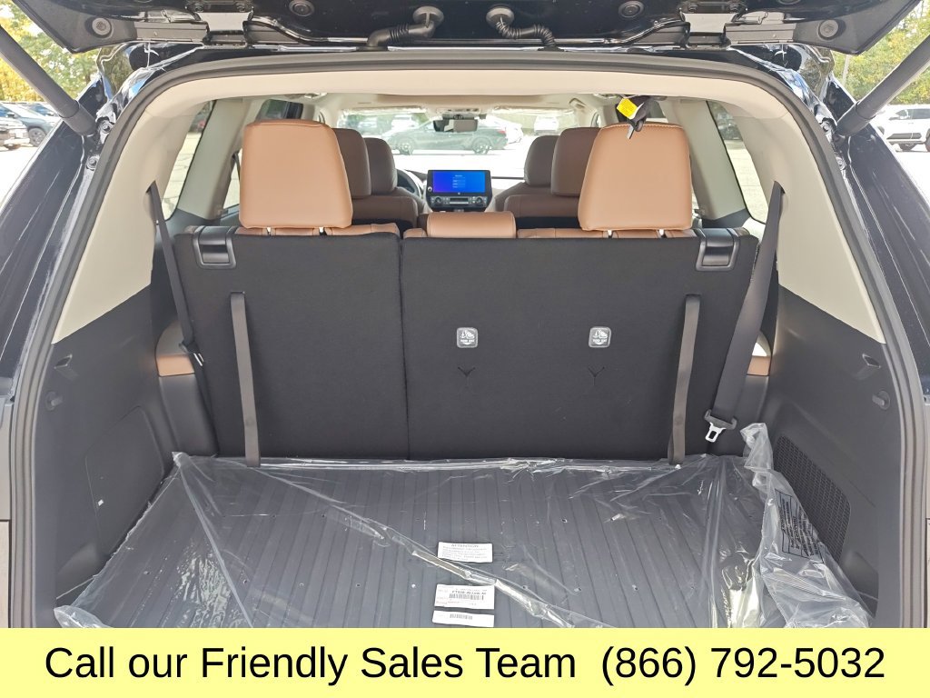 New 2026 Toyota Grand Highlander AWD image 27