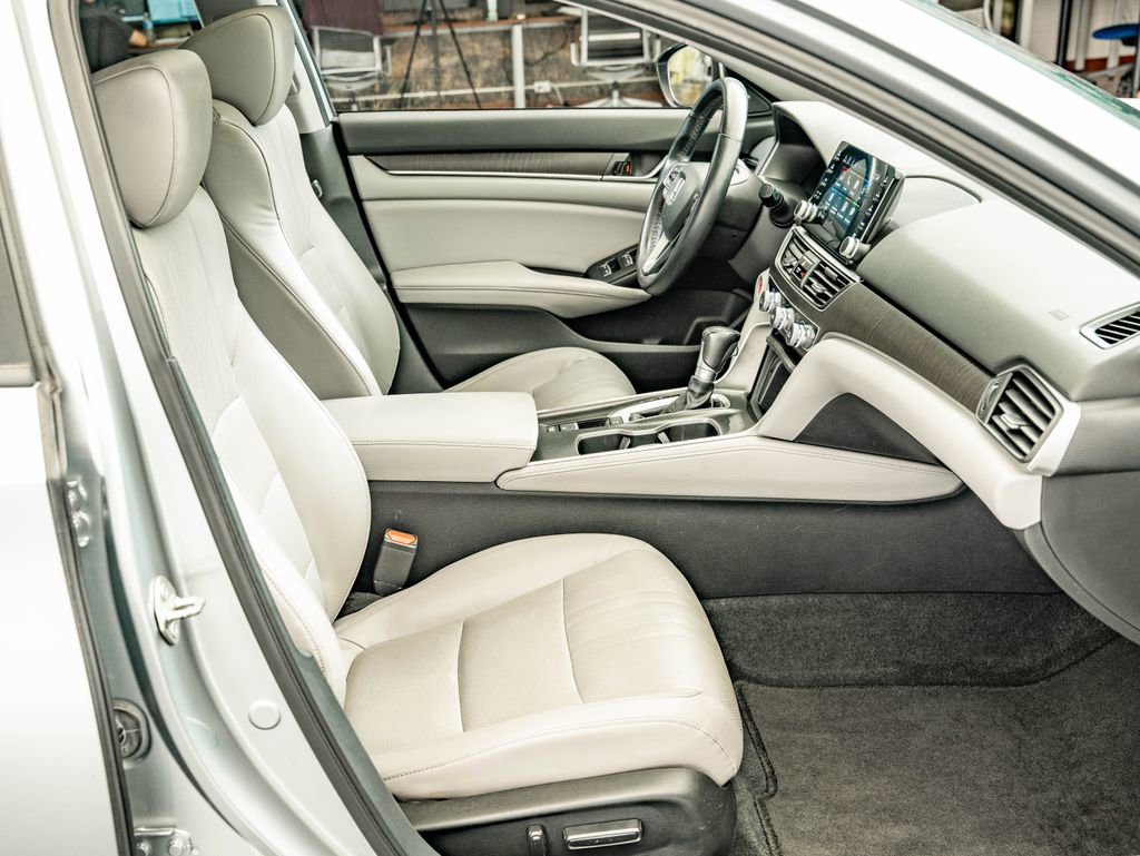 Used 2018 Honda Accord EX-L image 23