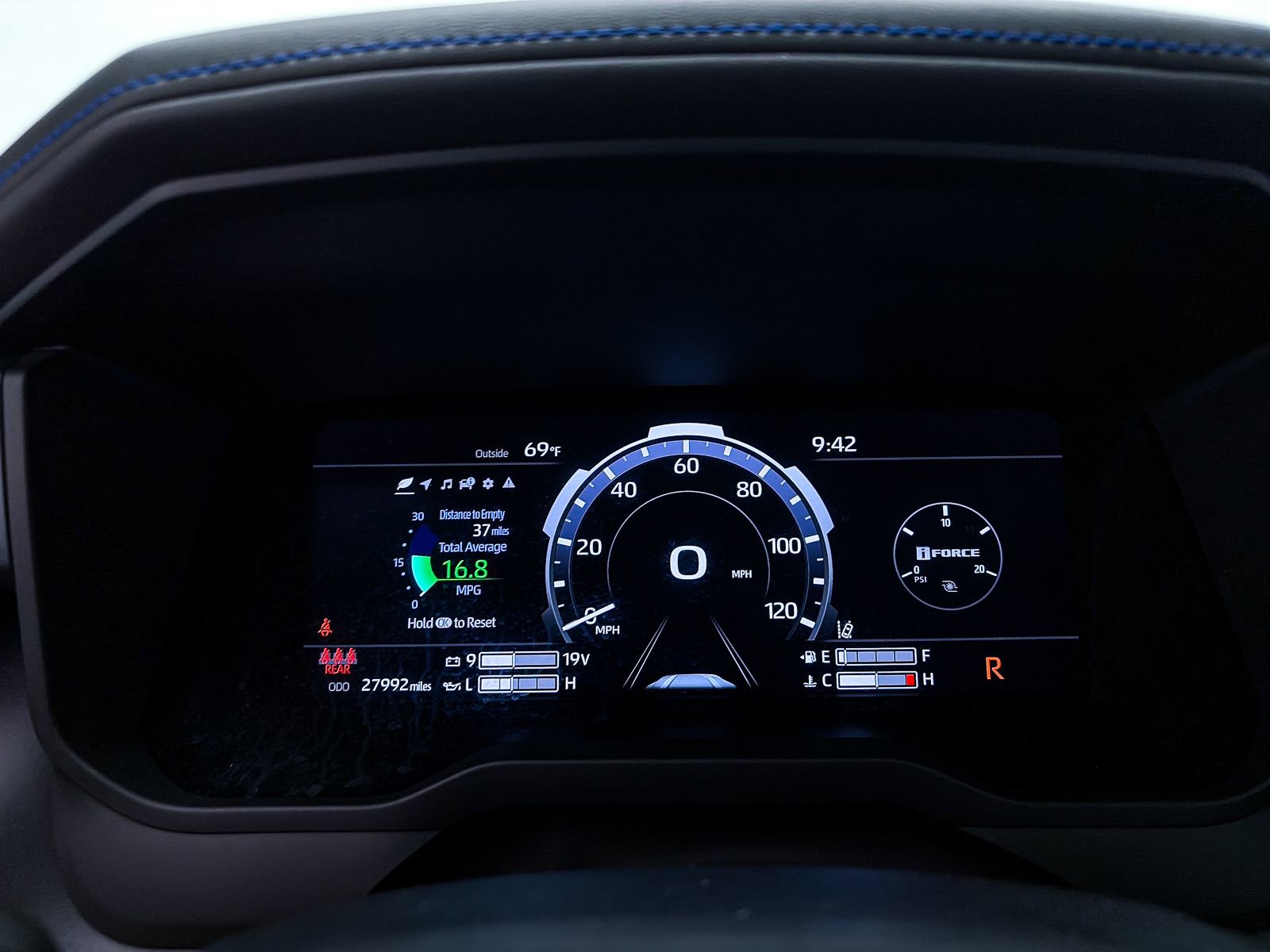 Used 2023 Toyota Tundra Platinum AWD/4WD image 37