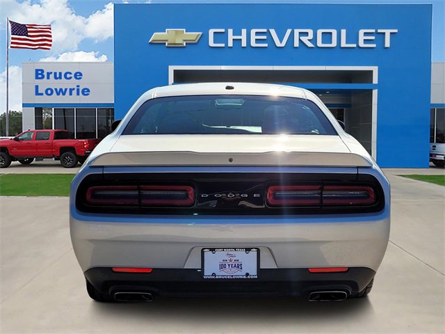 Used 2022 Dodge Challenger R/T image 5