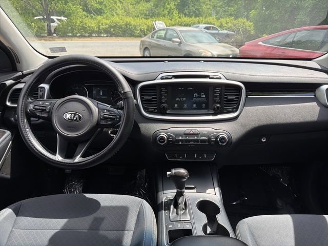 Used 2018 Kia Sorento LX AWD/4WD image 11