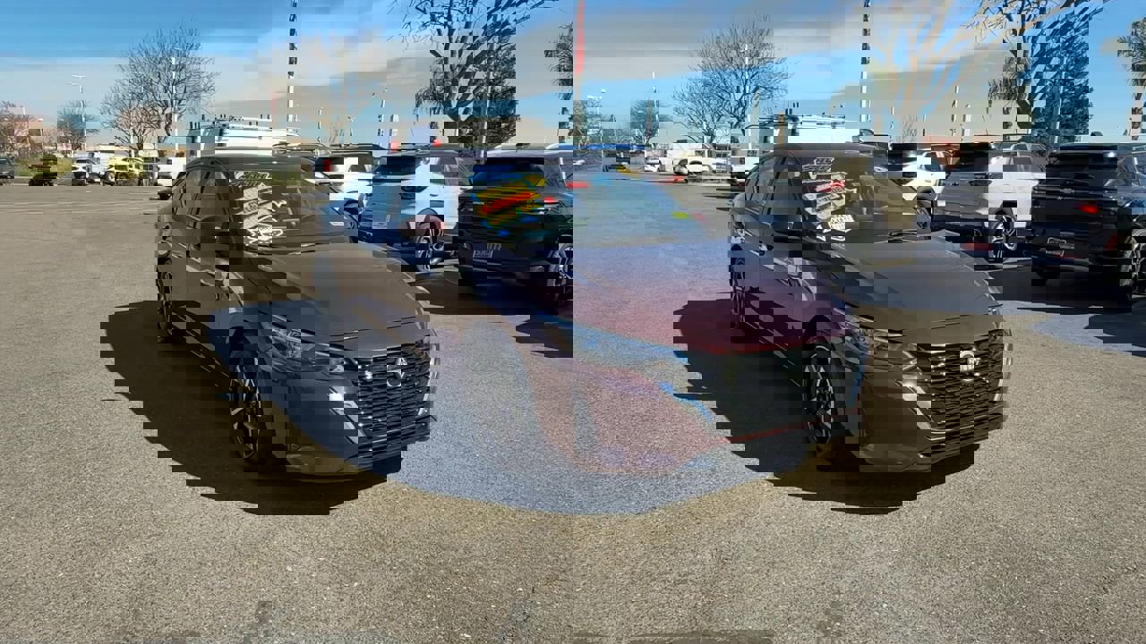 Used 2024 Nissan Sentra SV image 1