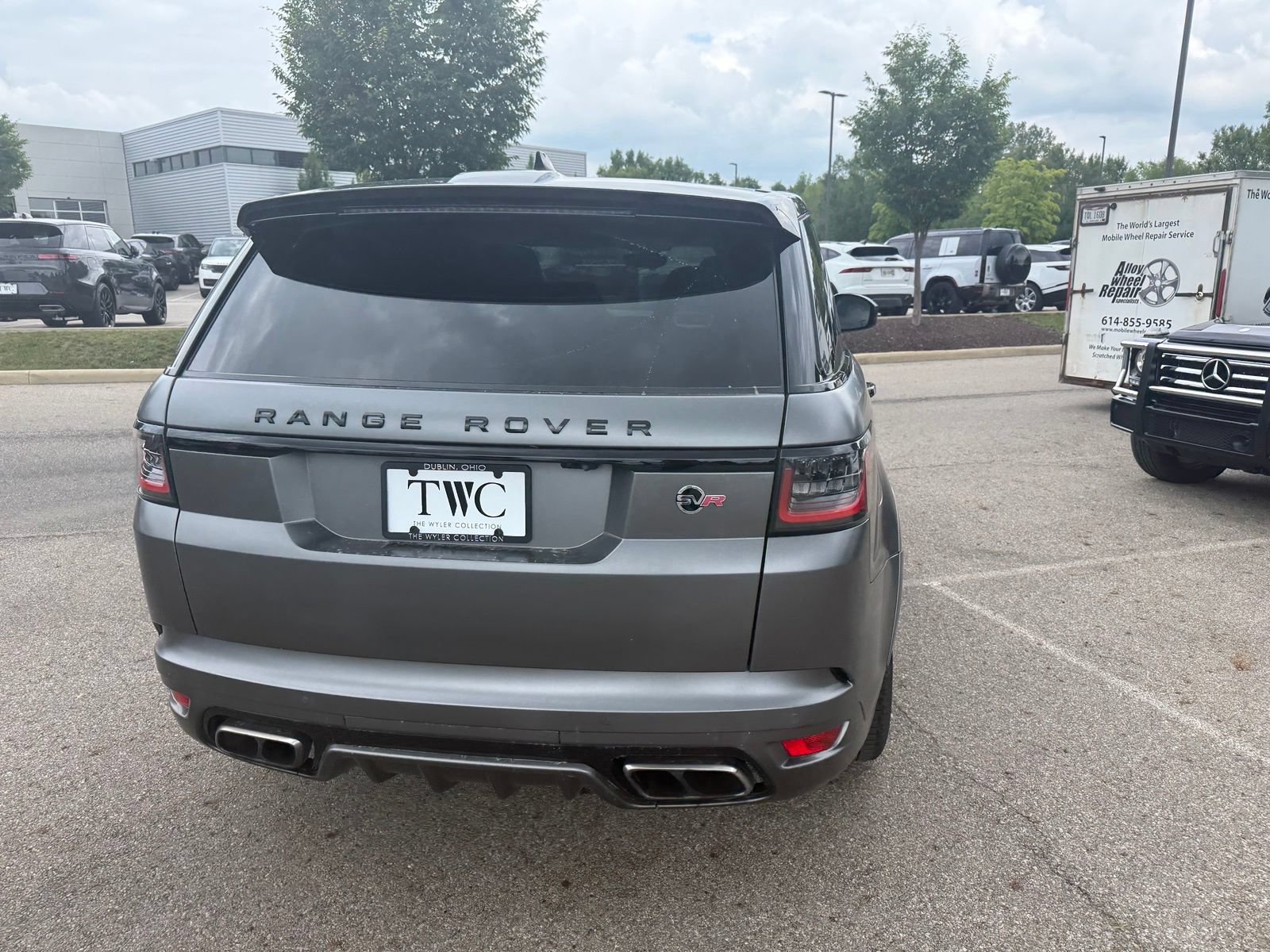 Used 2019 Land Rover Range Rover Sport SVR AWD/4WD image 6