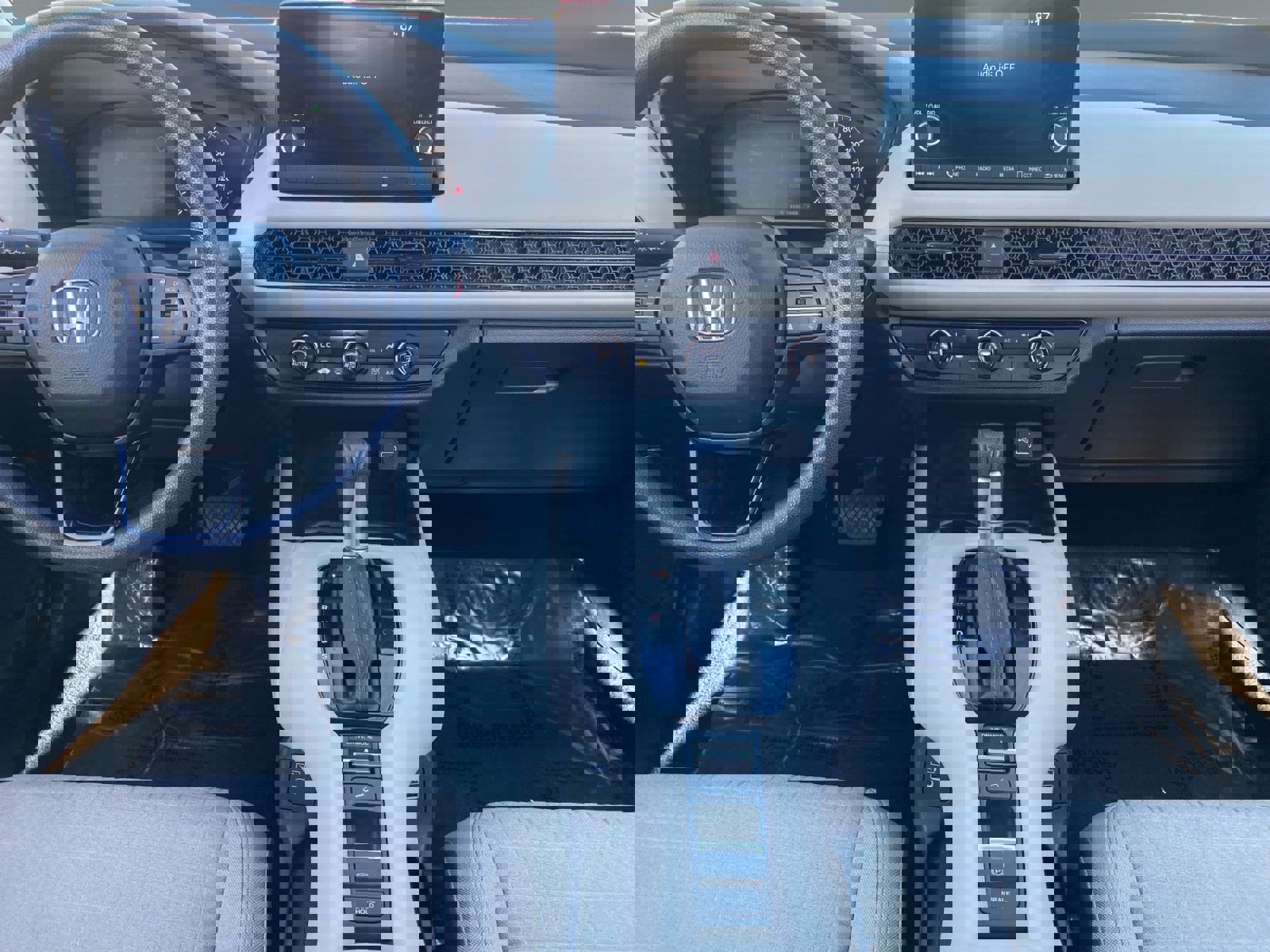 Used 2024 Honda HR-V LX image 11