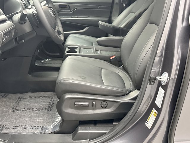 Used 2025 Honda Odyssey EX-L image 11